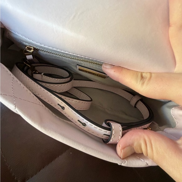 Tory Burch Light Pink Quilted Shoulder Bag - Picture 8 of 10